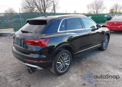 2022 Audi Q3 Premium Plus 40 Tfsi Quattro Tiptronic z USA, uszkodzony, nr VIN WA1BUCF3XN1014662